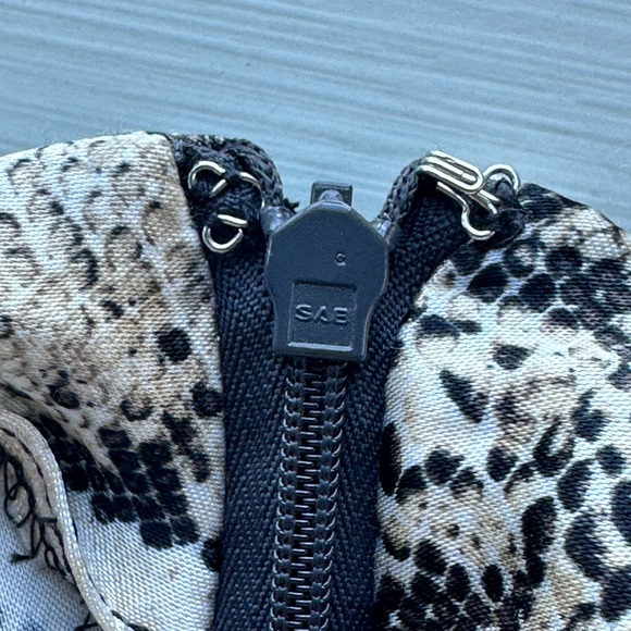 H&M snakeskin satin midi skirt - Picture 7 of 8